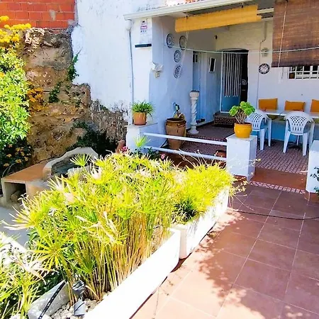 La Casa Del Barranco Que Mira Al Pico Feria