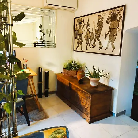 La Casa Del Barranco Que Mira Al Pico Feria